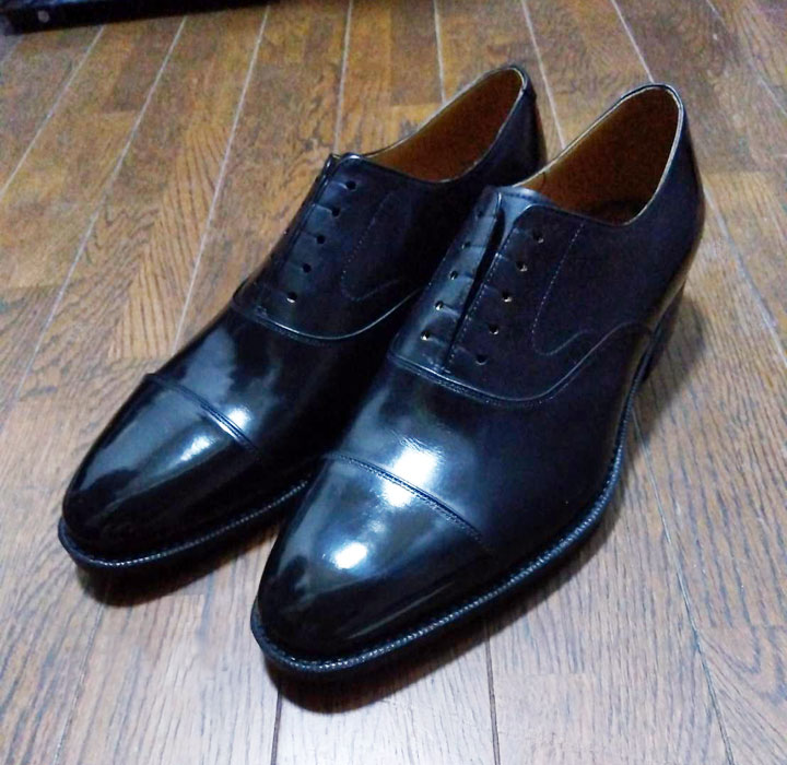革靴